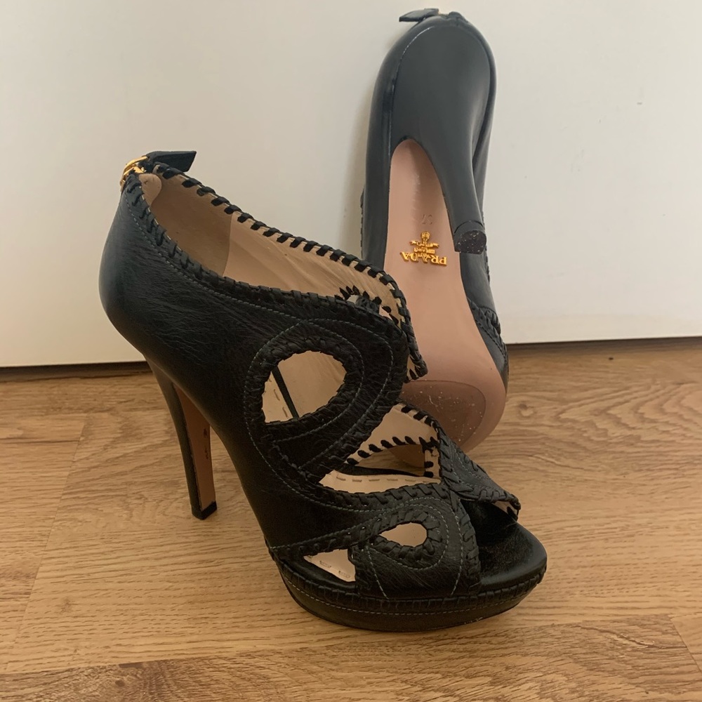 Prada heels / pumps